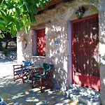 Semesterbostad φιλυρα πετρινο *