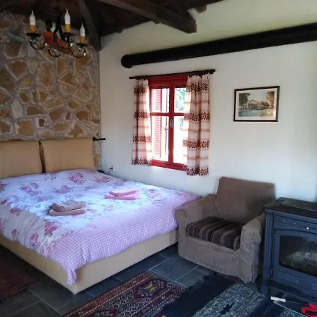 Дом отдыха φιλυρα πετρινο Kernitsa