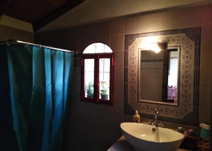 φιλυρα πετρινο Prázdninový dům