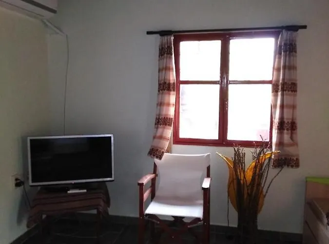 φιλυρα πετρινο *