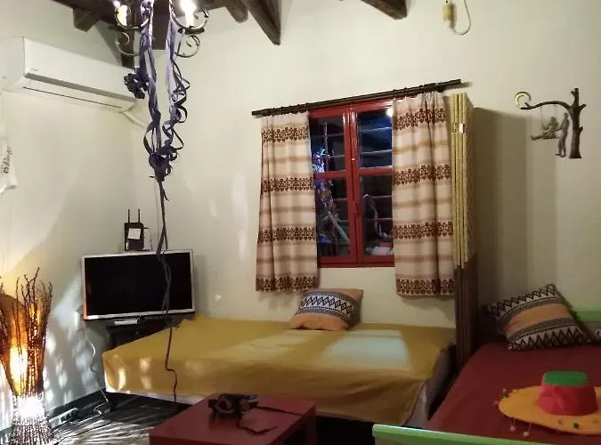 φιλυρα πετρινο Casa de Férias Kernitsa